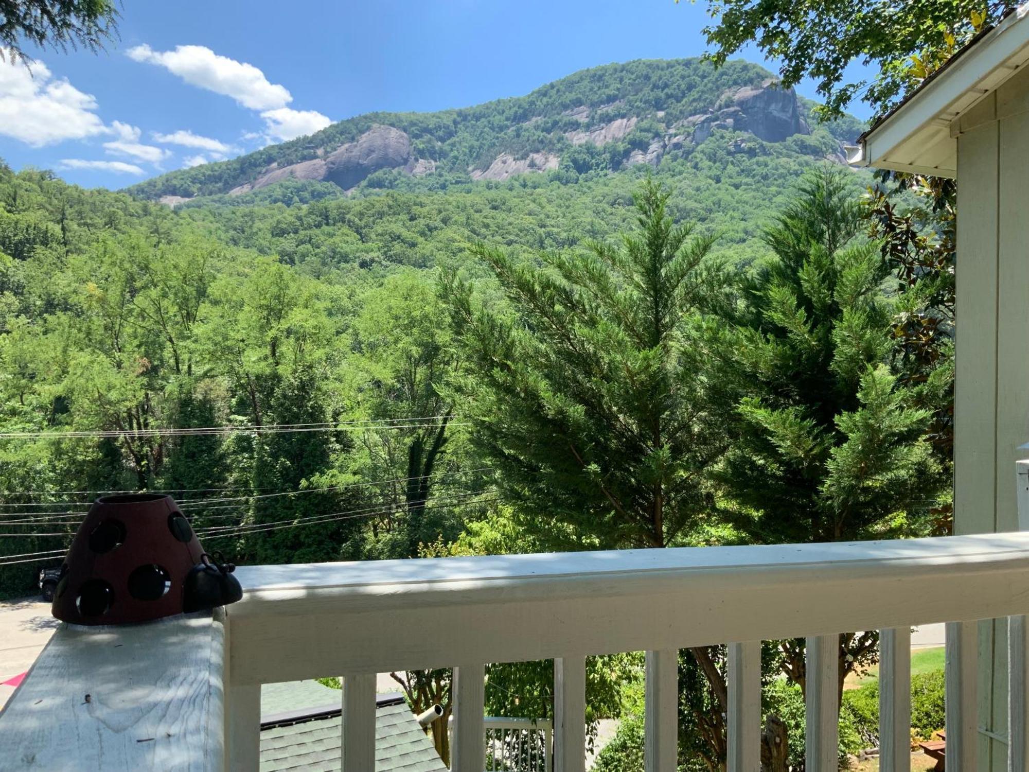 The Chimney Rock Inn & Cottages Exterior photo